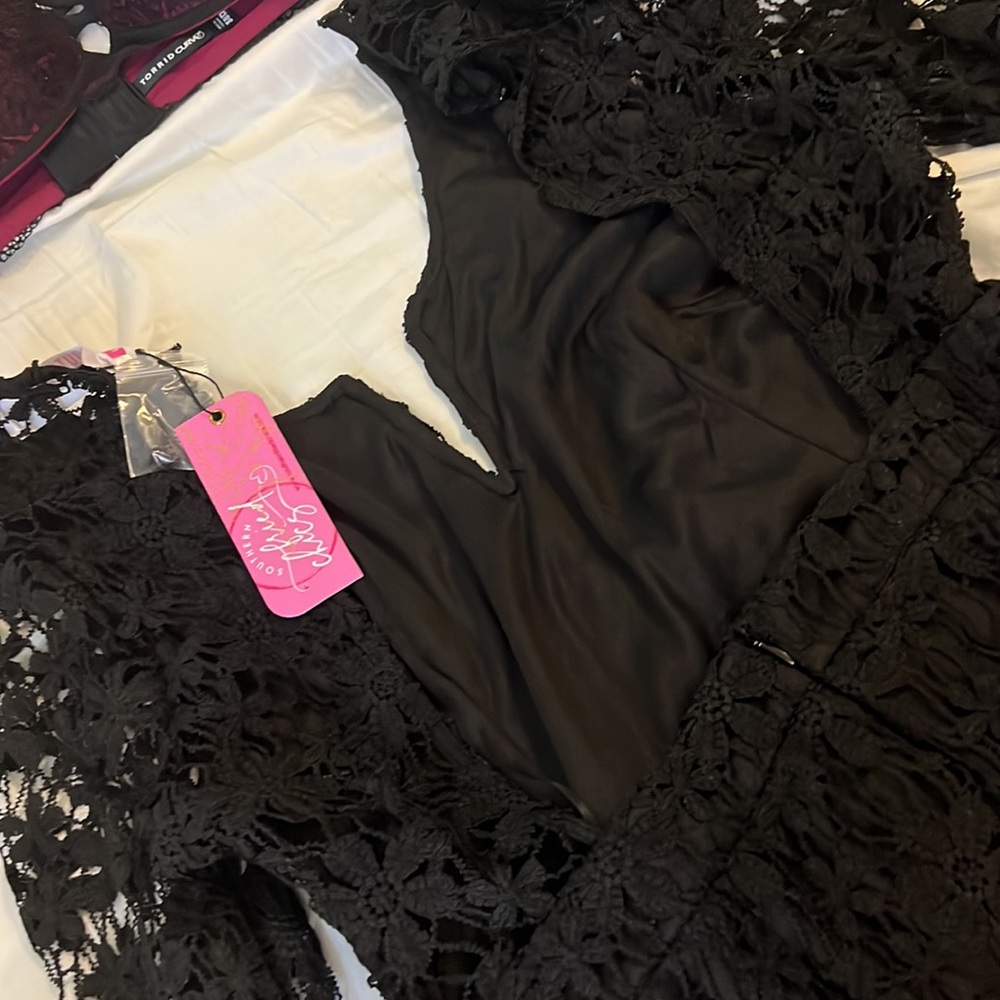 Romper - Picture 4 of 5
